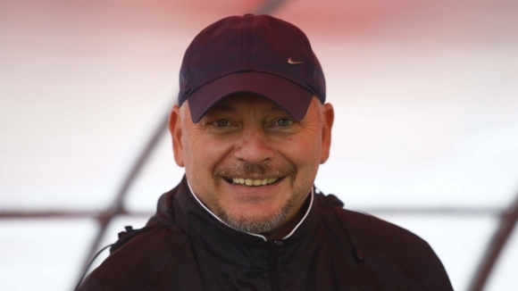 Треньорът на бе доволен от показания характер но не и