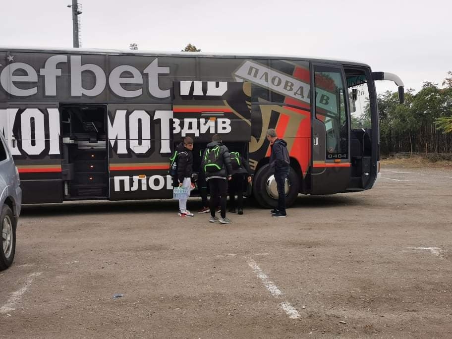 От Локомотив Пловдив направиха страхотен жест към юношите на Ботев