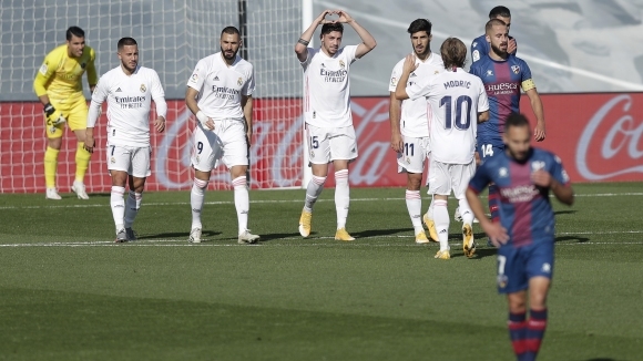 Отборите на Реал Мадрид и Уеска излизат един срещу друг