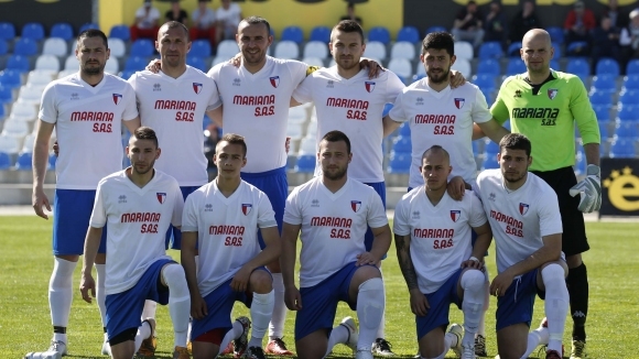 Отборите на и Дупница играят при резултат 0 0 в мач