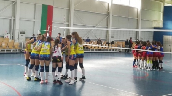 Женският волейболен шампион на България Марица Пловдив стартира с победа