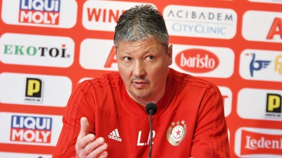 Наставникът на Царско село Любослав Пенев не се появи вчера