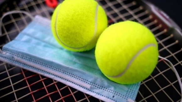 Джо Солсбъри Великобритания се оттегля от надпреварата на двойки на