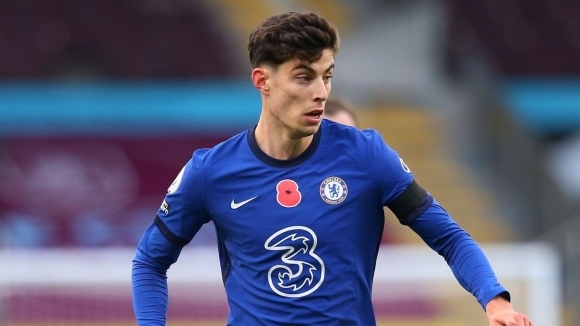 Полузащитникът на Челси Кай Хаверц остана извън състава на тима