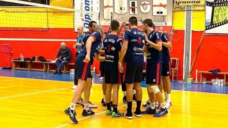 Волейболният отбор на Ботев Луковит започна перфектно във втората осмица