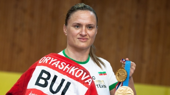 Мария Оряшкова завоюва рекордна шеста световна титла по самбо в