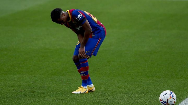 Нападателят на Барселона Ансу Фати ще се подложи на операция