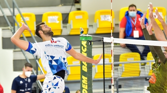 21 годишният волейболист който е син на легендата Лука Кантагали подобри