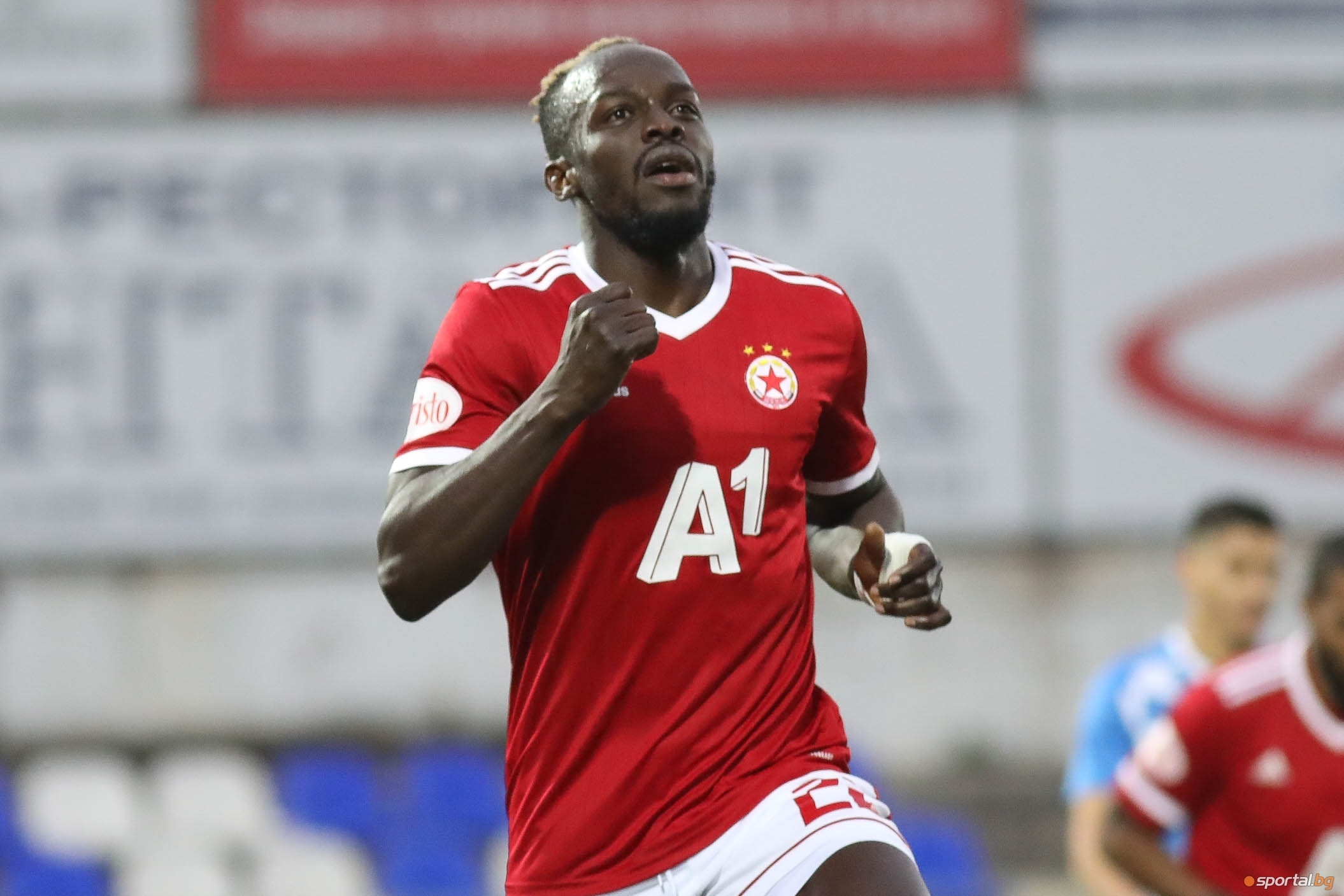 Нападателят на прекъсна негативната си серия от 8 мача без