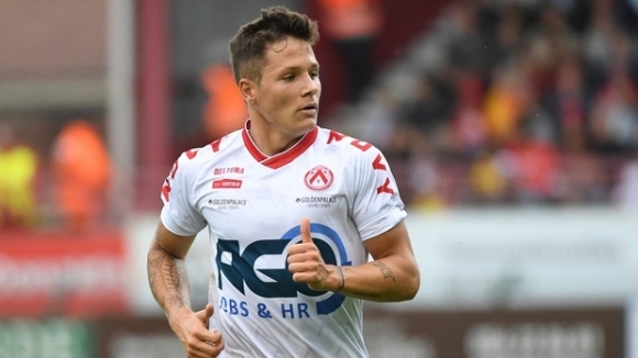 Интересен футболист кара проби в още от миналата седмица разкриха