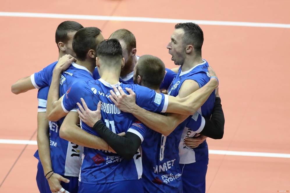 Волейболният отбор на Левски започва своето участие в първата осмица