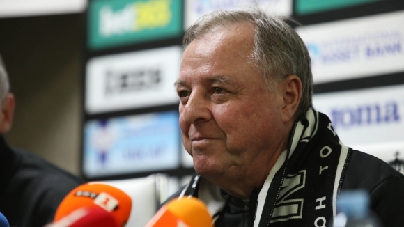 Още един внук на синя легенда направи първи стъпки в