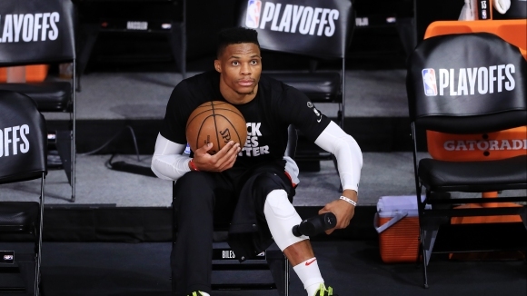 Новината за нагласата на Ръсел Уестбрук да напусне Хюстън Рокетс