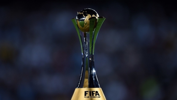 Световната федерация по футбол (ФИФА) взе решение да премести Световното