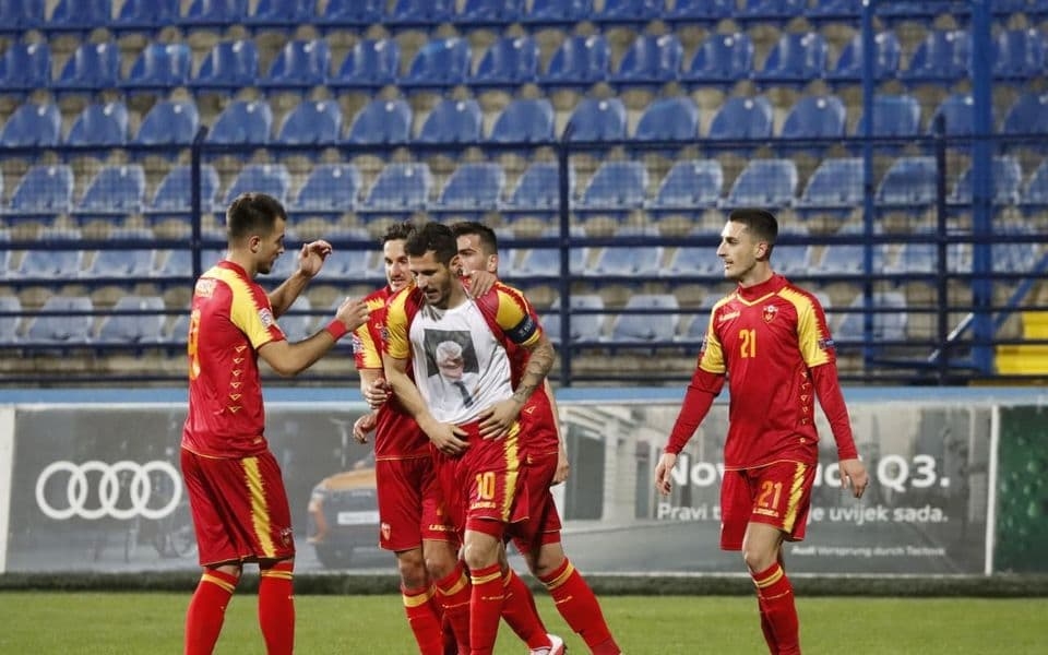 Черна гора записа разгромна победа с 4:0 над Кипър в