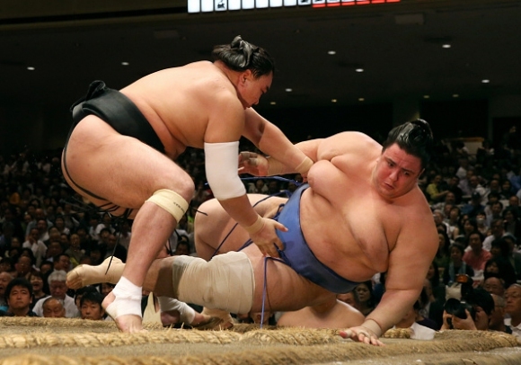 Даниел Иванов Аоияма допусна девета загуба на ноемврийския турнир по сумо