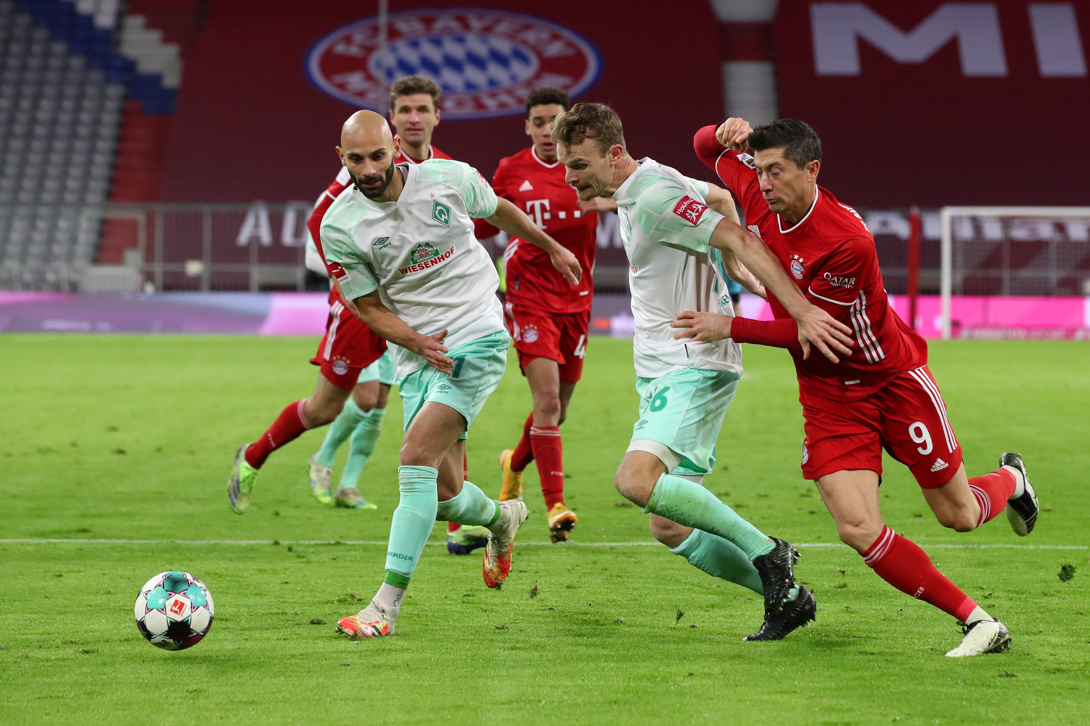 Шампионът Байерн Мюнхен посреща Вердер Бремен в среща от 8 ия