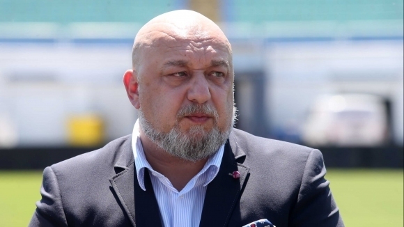 “Лекуваха ме като всеки един друг българин”, заяви спортният министър