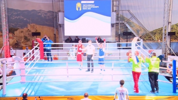 Националът на България по бокс в категория до 56 кг