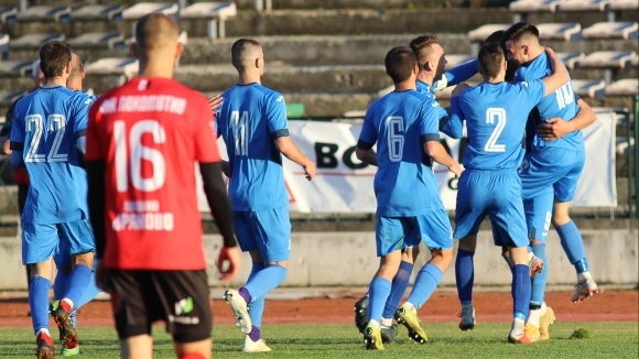 Отборите на и играят при резултат 0:0 на стадион “Локомотив”