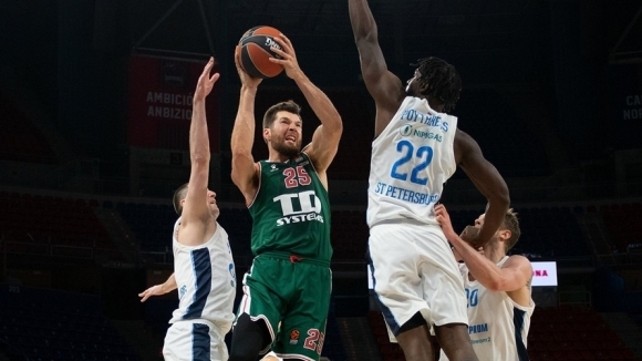 Руският тим Зенит Санкт Петербург победи като гост испанския Баскония