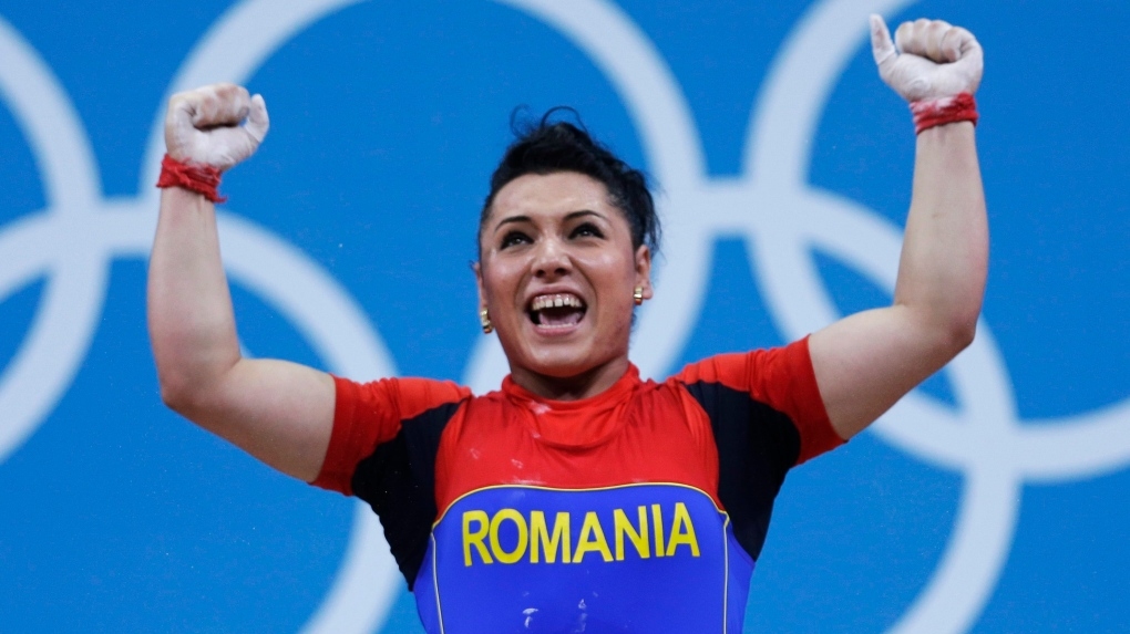 Международният олимпийски комитет МОК отне отличията на двама румънски състезатели