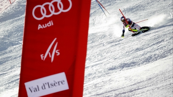 Международната ски федерация ФИС обяви че предвидените за следващия уикенд