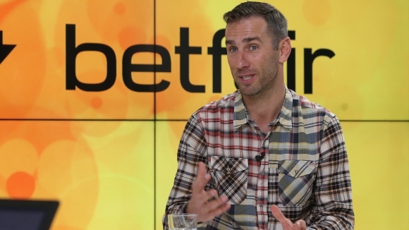 Стойко Сакалиев ще направи треньорския си дебют в професионалния футбол