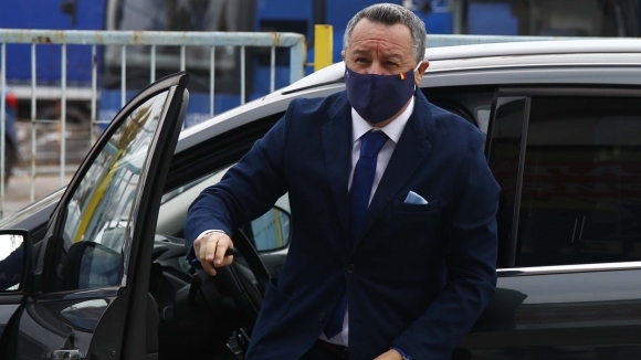 Старши треньорът на е бил категоричен че няма да бърза