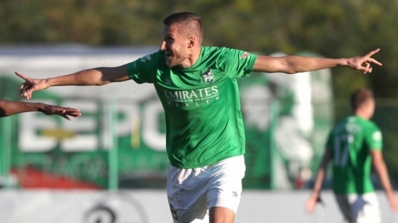 и Пирин Благоевград играят при резултат 0 0 в мач от 16 ия кръг