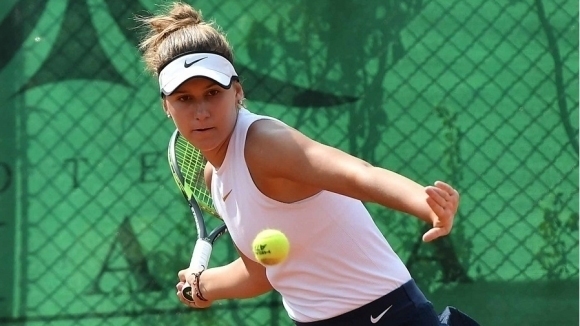 Българката Гергана Топалова отпадна на четвъртфиналите на двойки на турнира