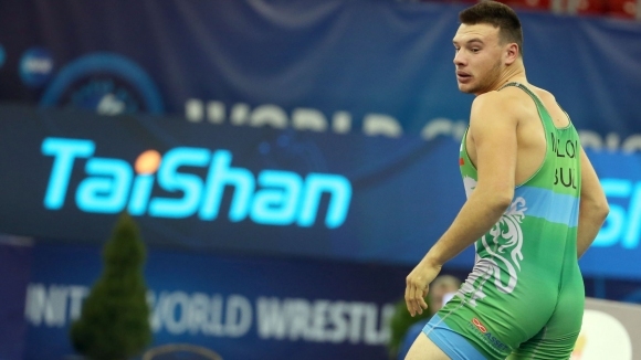 Със схватките при класиците ще стартира световната купа по борба