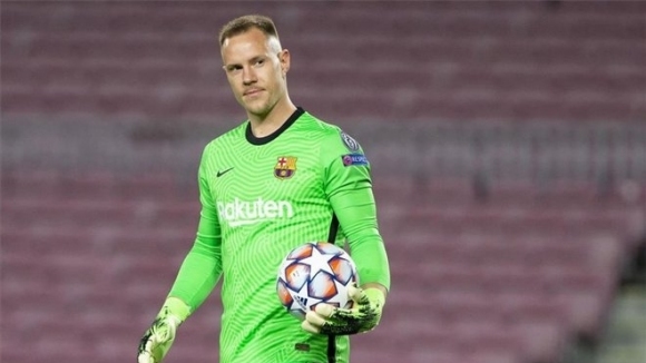 Вратарят на очаквано беше критичен към представянето на отбора снощи