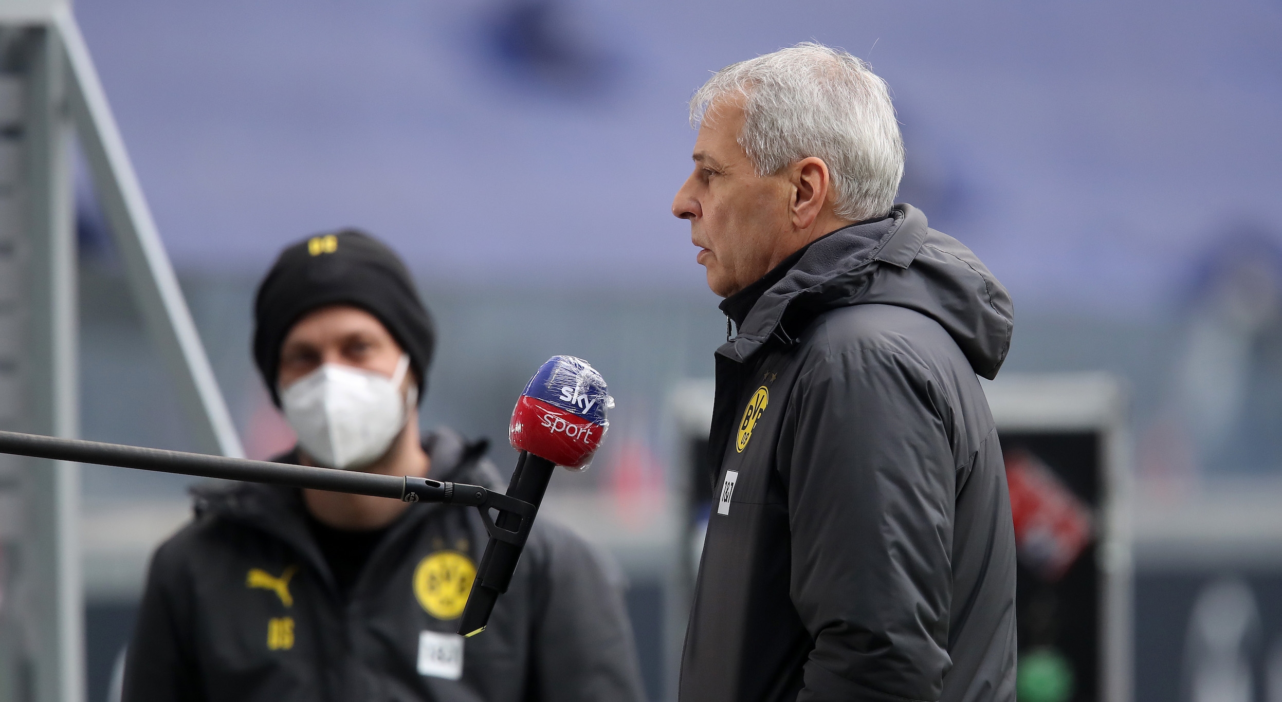 Наставникът на Борусия Дортмунд Люсиен Фавър беше лаконичен след кошмарната