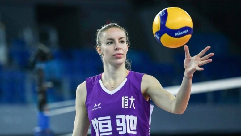 Българската волейболистка Добриана Рабаджиева и нейният Гуанджоу Евъргранд завършиха на