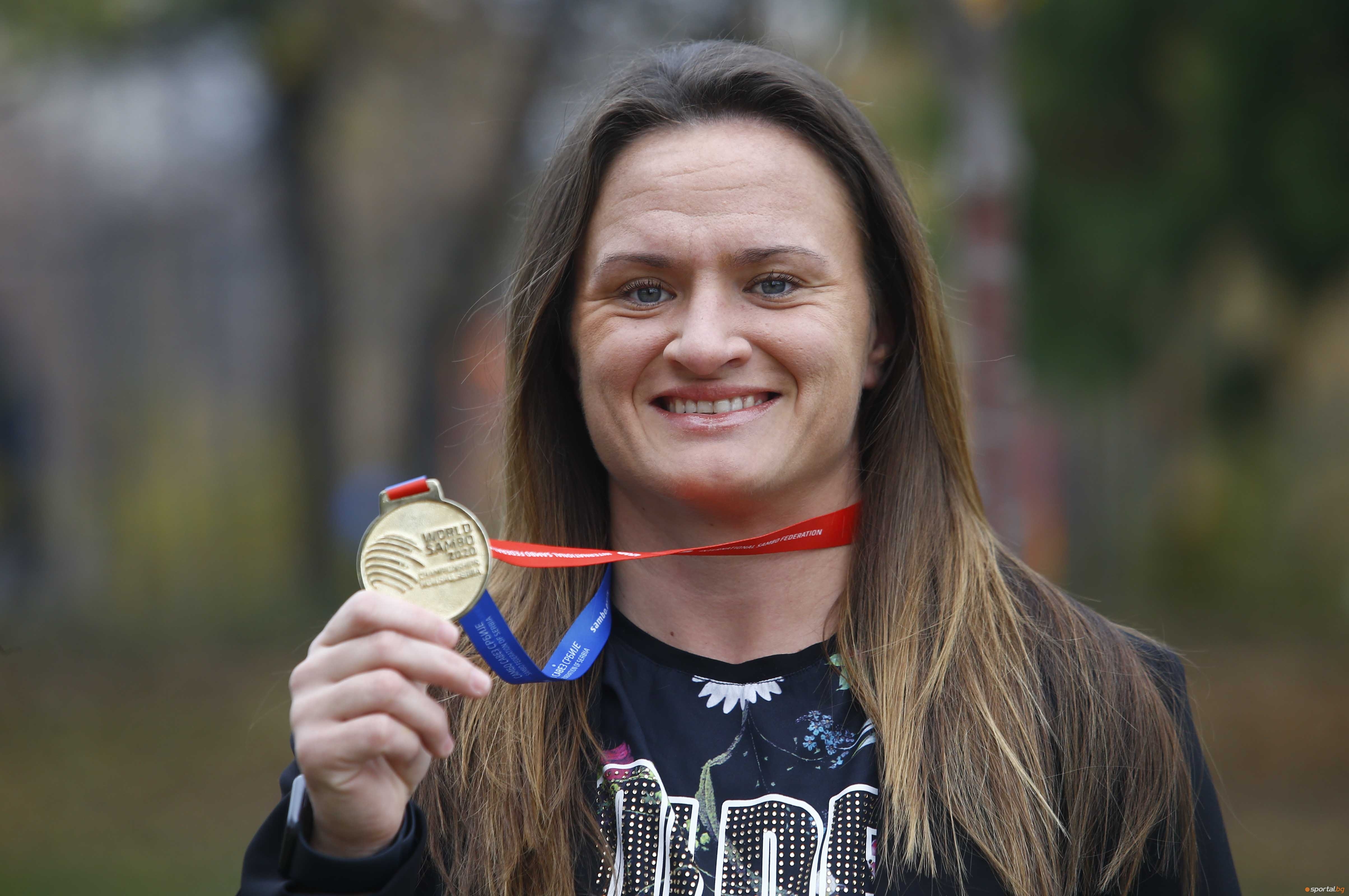 Шесткратната световна шампионка по самбо Мария Оряшкова заяви че все