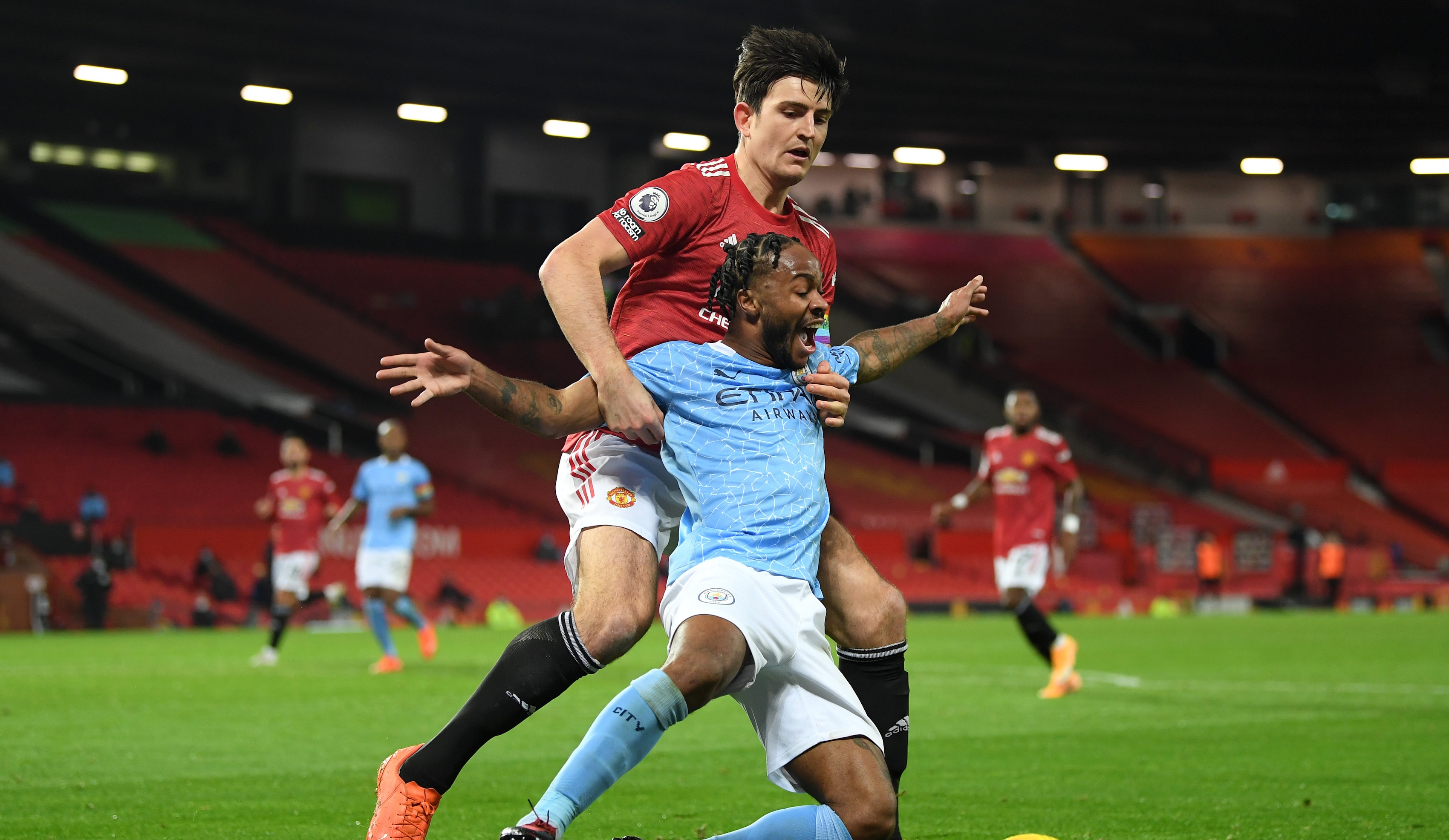 Защитникът на има повече игрови минути от всеки друг професионален