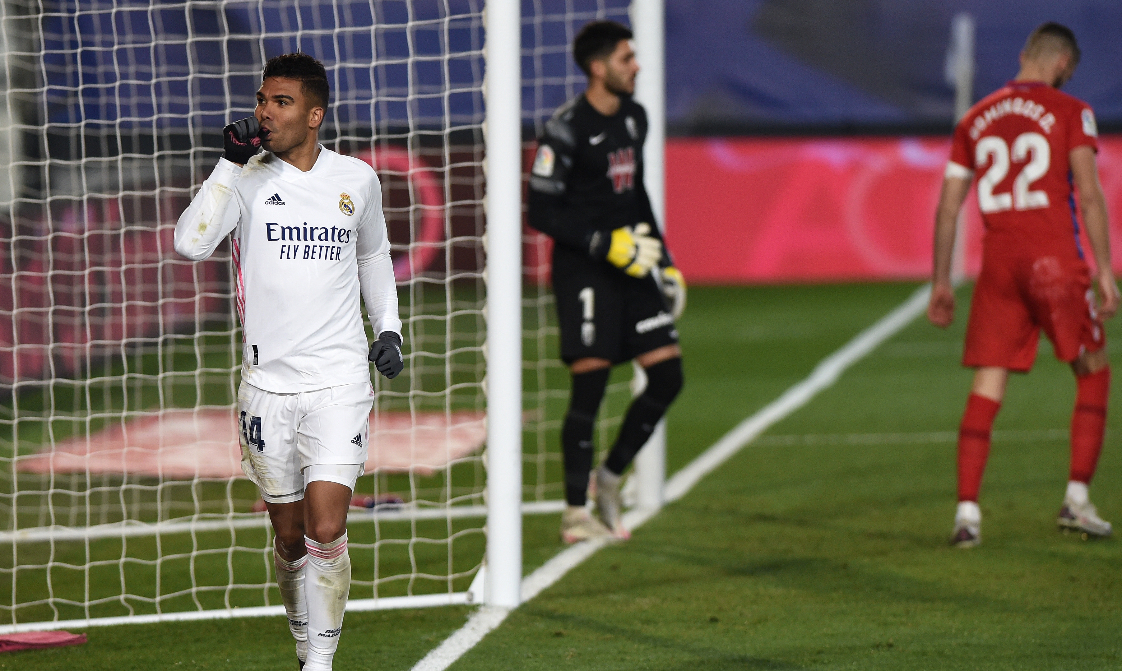 Намиращият се в силна форма Реал Мадрид посреща Гранада в