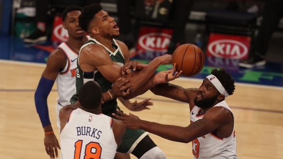 Отборите на Милуоки Бъкс и Филаделфия 76ърс допуснаха гръмки поражения