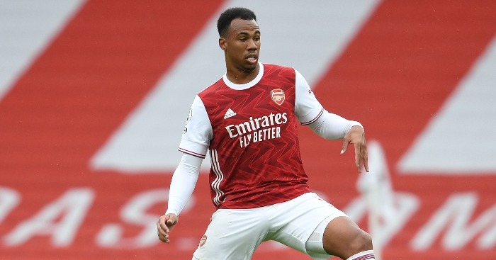 Защитникът на е с положителен тест за коронавирус съобщи официалният