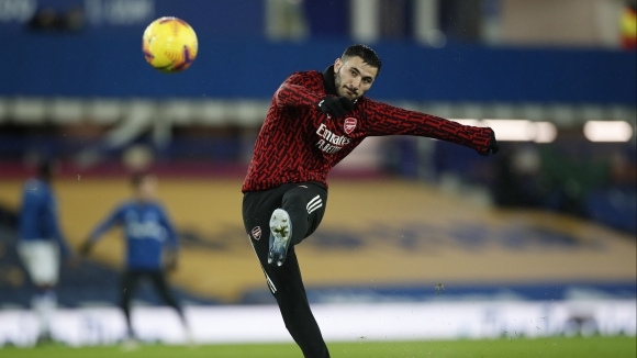 Защитникът на преминава в Шалке под наем до края на