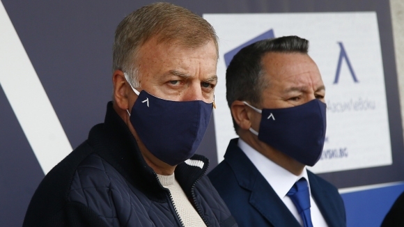 Ръководството на е изготвило детайлен план за погасяване на дълговете