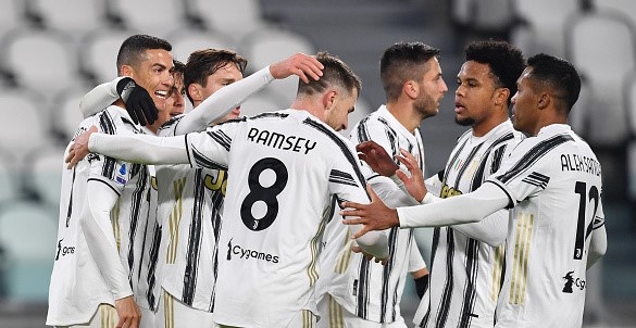 Шампионът на Италия Ювентус ще отложи пътуването си до Милано