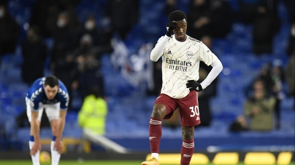 бързо е набелязал заместник на напусналия в посока Себастиан Алер