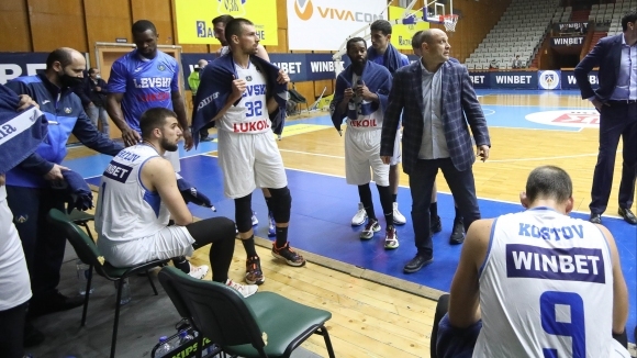 Левски Лукойл се поздрави с втори успех в рамките на