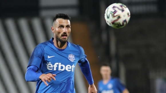 Бившият футболист на Ребин Сулака е първото ново попълнение на