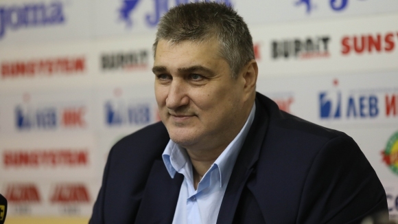 Президентът на Българската федерация по волейбол Любомир Ганев обяви, че