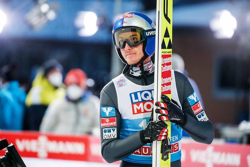 Носителят на Световната купа по ски скок Щефан Крафт пропуска предстоящите