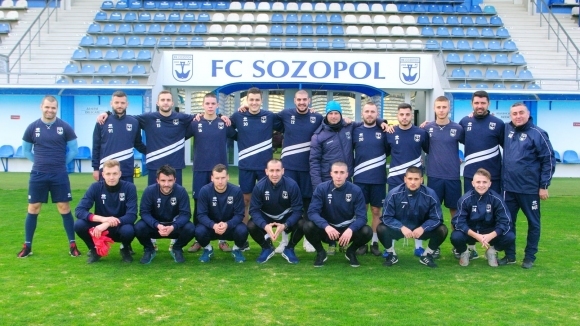 Отборът на продължава с тежките физически натоварвания и двуразовите тренировки