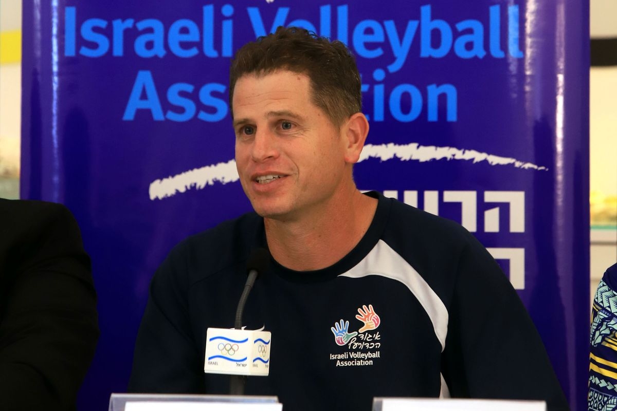Треньорът на националния волейболен отбор на Израел Ноам Катц призна